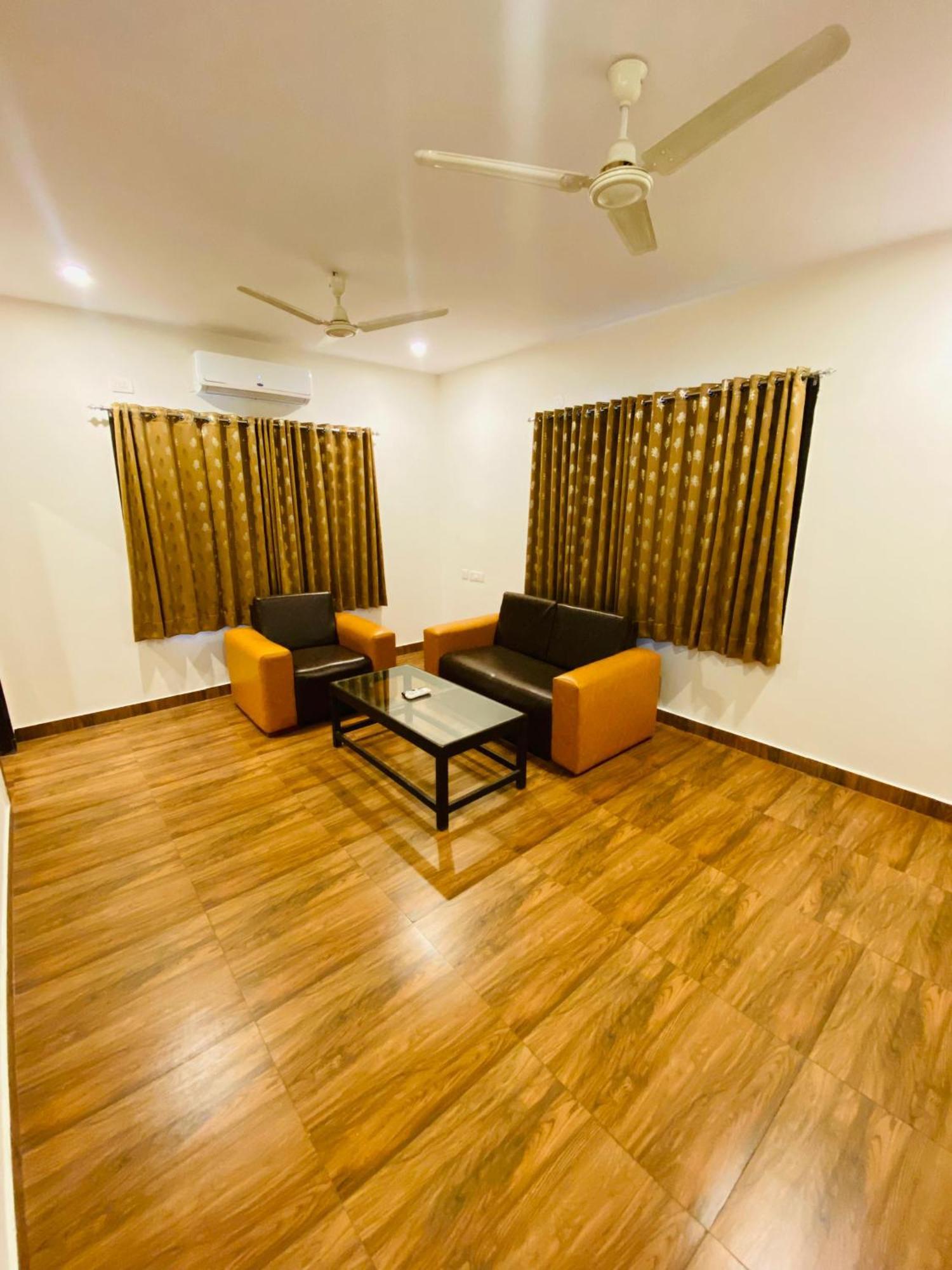 Shloka Residency Hotel Shamshabad Eksteriør billede