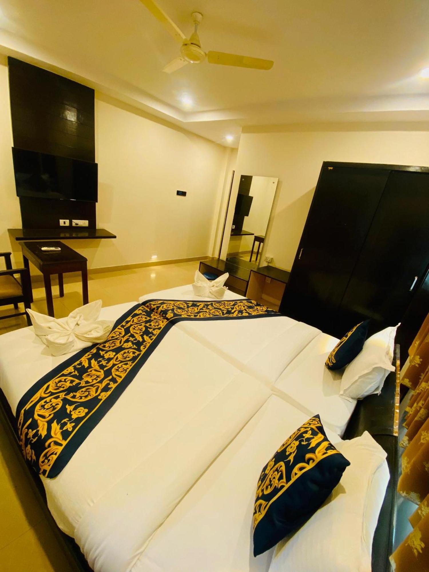 Shloka Residency Hotel Shamshabad Eksteriør billede
