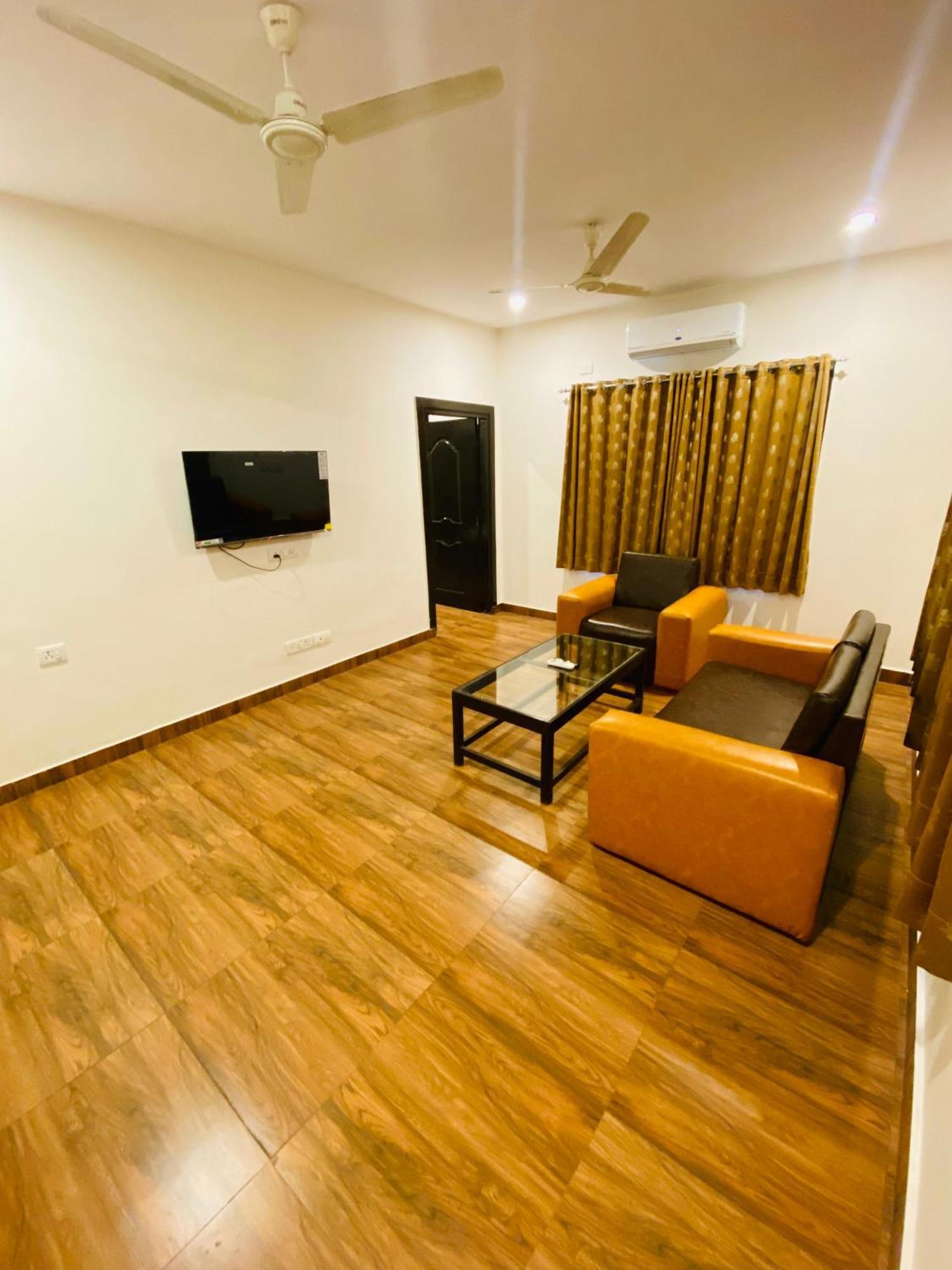Shloka Residency Hotel Shamshabad Eksteriør billede